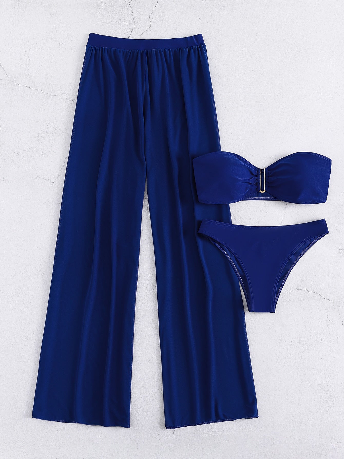 Conjunto biquini + saída de praia com calça