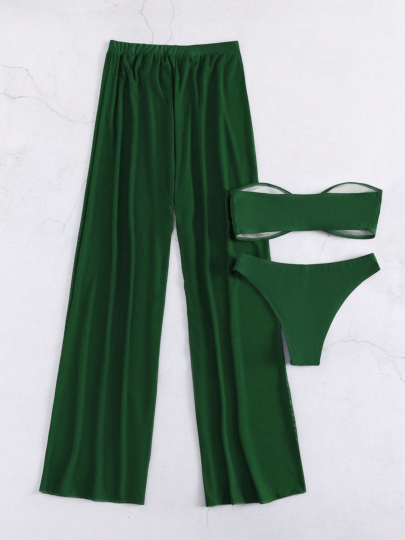 Conjunto Biquíni 3 Peças Estilo Bandeau com Fio U