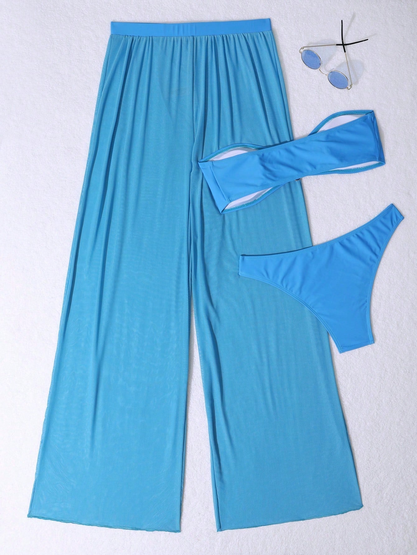 Conjunto Biquíni 3 Peças Estilo Bandeau com Fio U