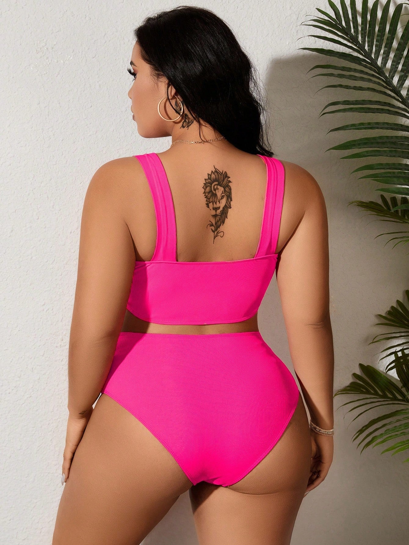 Biquíni Plus Size Curve - Design Minimalista