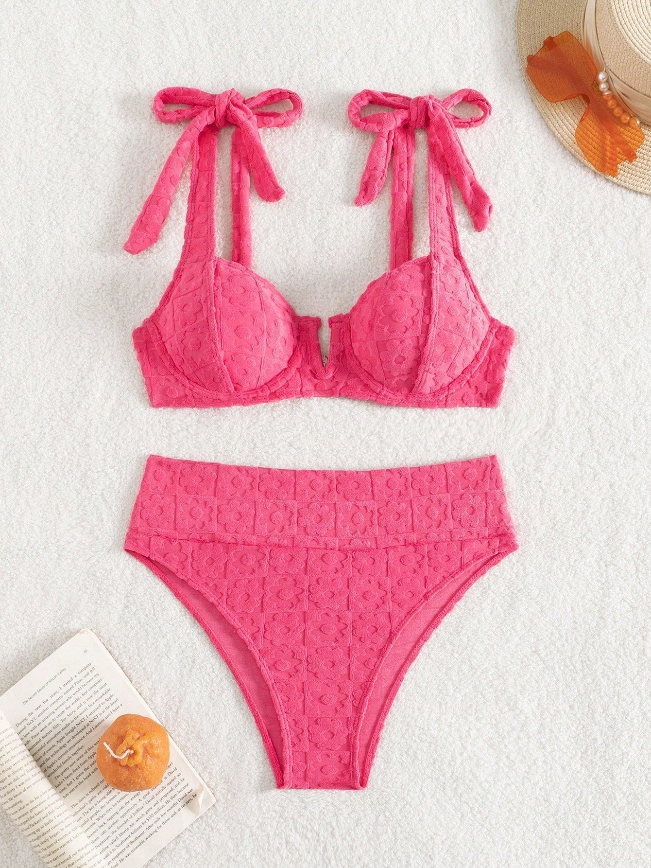 Biquíni Pink com Cintura Alta e Top com Fio