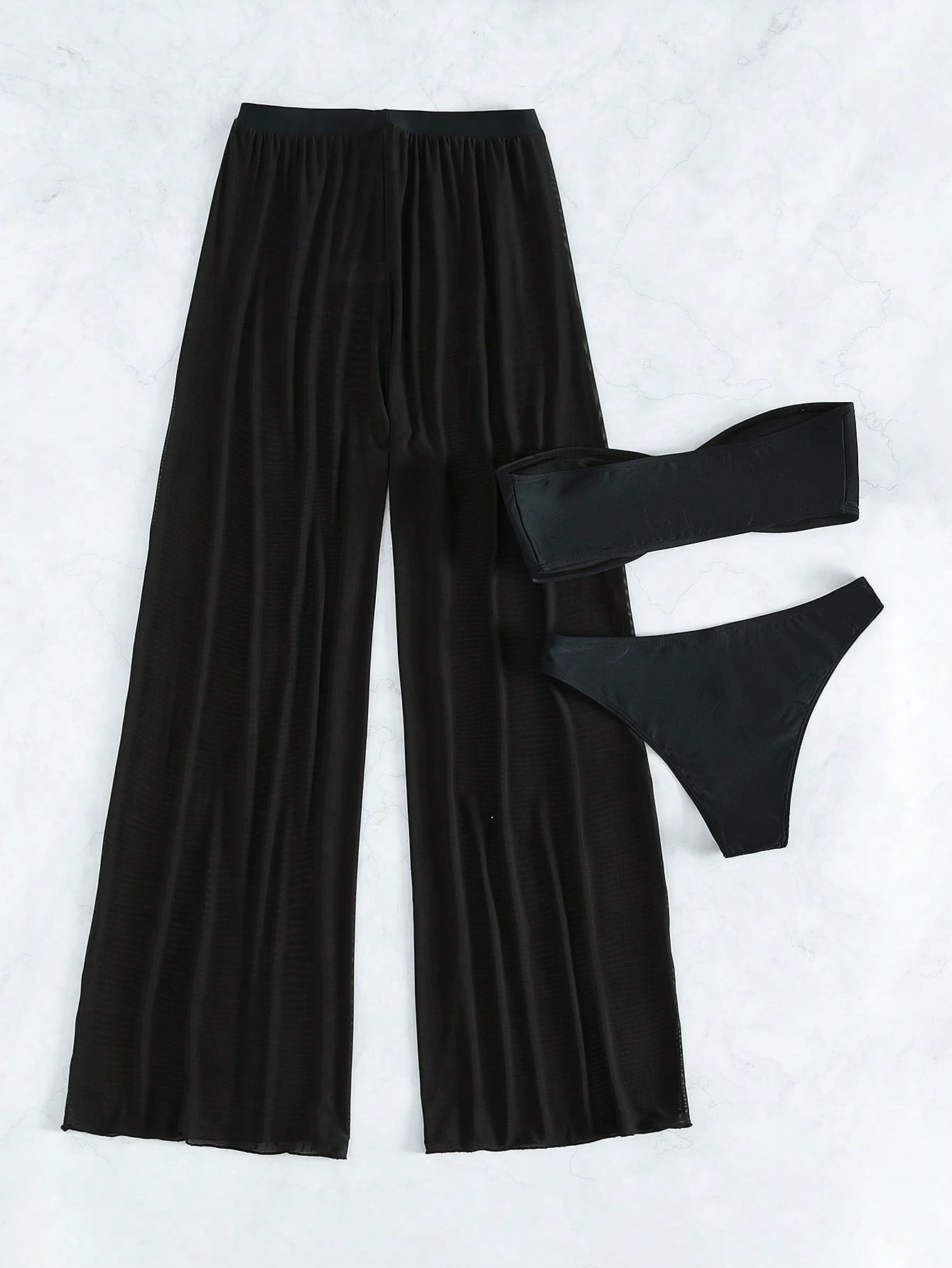 Conjunto Biquíni 3 Peças Estilo Bandeau com Fio U